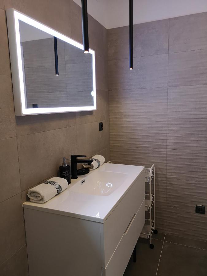 Apartments Frgacic I Baška Esterno foto